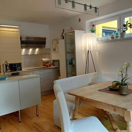 Sunsuite 1 Apartment